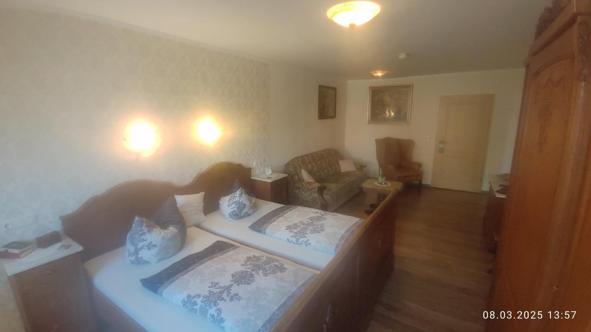 Antikhotel Steinbacher Hof Steinbach am Wald エクステリア 写真